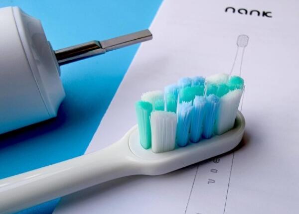 成人家用全自動(dòng)牙刷
