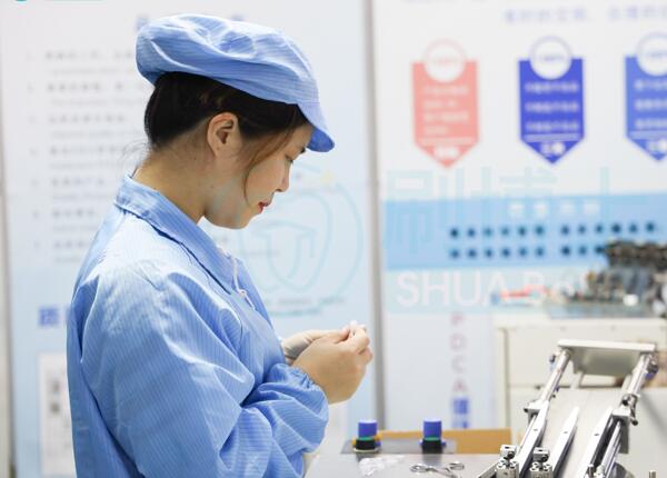 刷博士電動牙刷定制價格大概是多少？